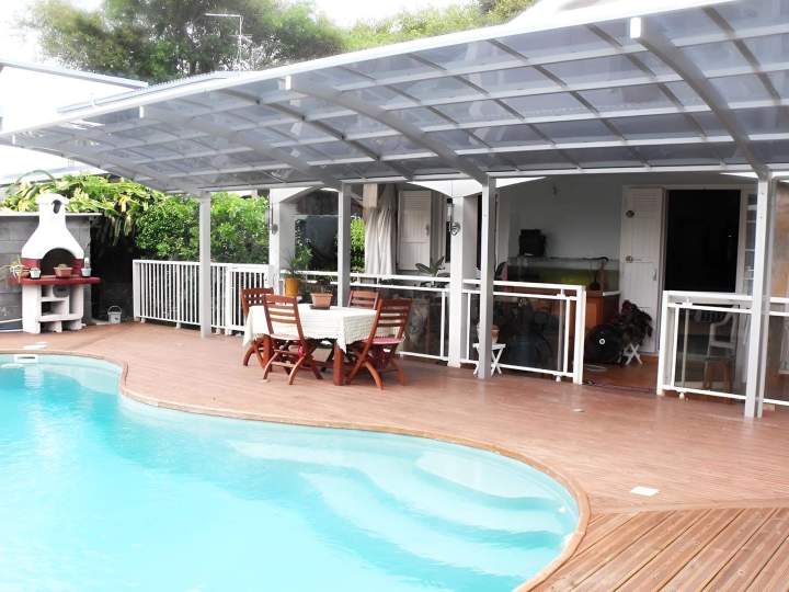 Structure ombragée pour bassin La Réunion