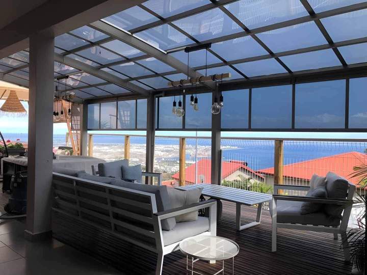 Installation d’abri de terrasse La Réunion